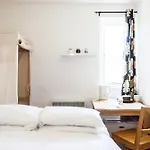 No 13 Georgian Shared House - By Clifton Short Lets Гостевой дом