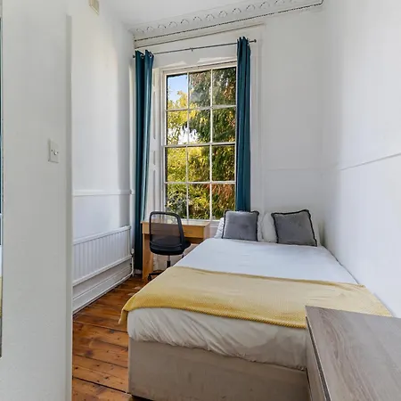 בית הארחה No 13 Georgian Shared House - By Clifton Short Lets