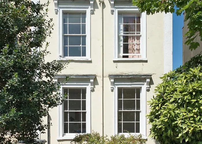 ゲストハウス No 13 Georgian Shared House - By Clifton Short Lets